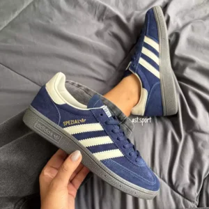 آدیداس اسپزیال سرمه‌ای سفید | Adidas Spezial