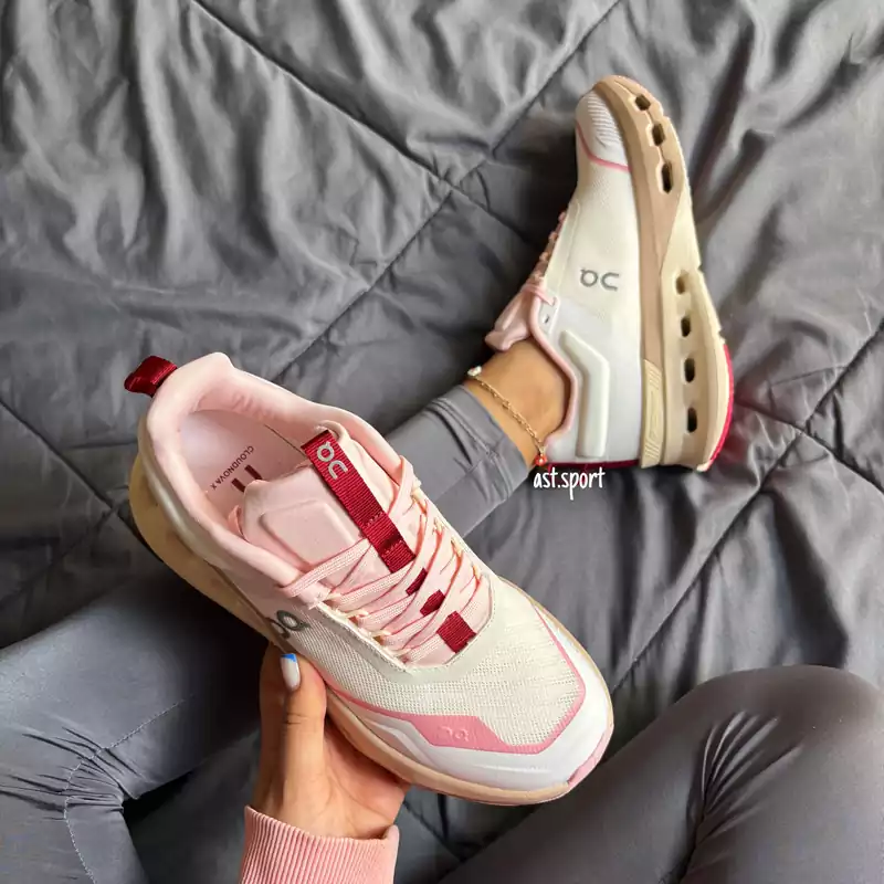 آن رانینگ سفید صورتی | ON Cloudnova X White Pink