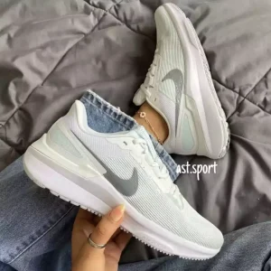 کتونی نایک استراکچر 25 سفید | Nike Structure 25 White